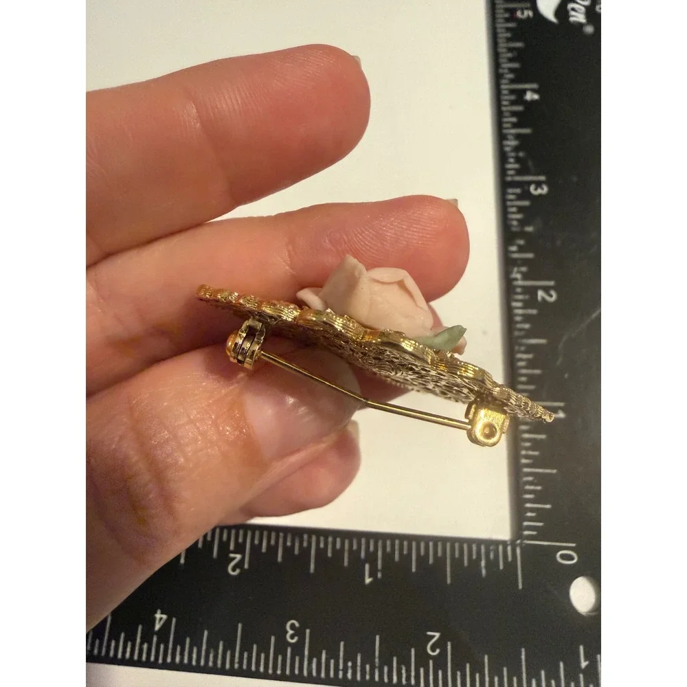 Vintage Pink Rose Porcelain Brooch Gold Tone Filigree Victorian Style Pin
